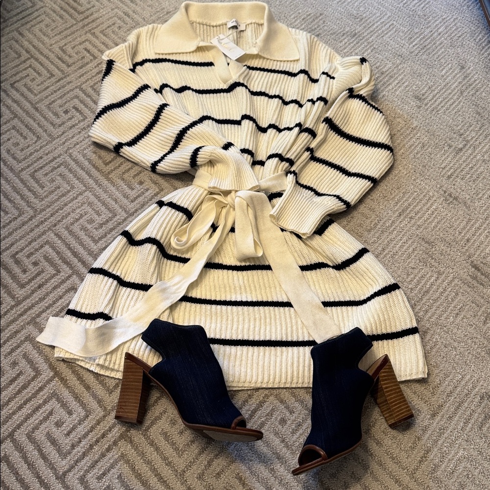 Gilli Cream and navy Knit Dress